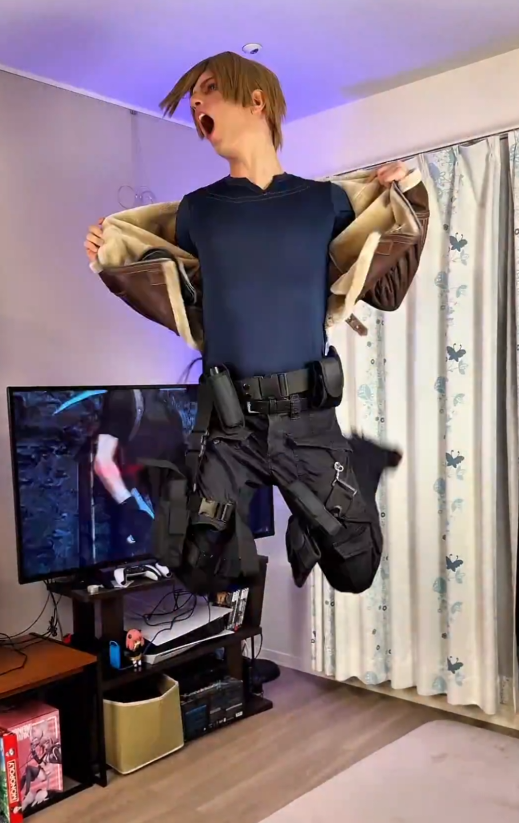 距生化危机9：安魂曲发售3天，里昂Coser视频爆火引玩家互动