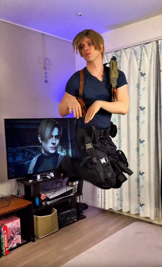 距生化危机9：安魂曲发售3天，里昂Coser视频爆火引玩家互动