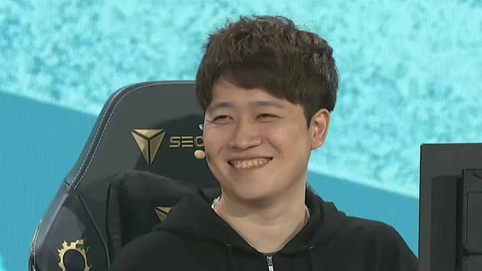 他靠采访直接向制作人求职，成功入职最终幻想14