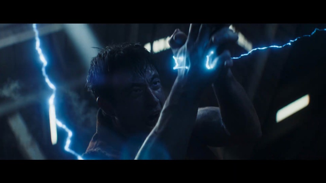 街头霸王真人电影片段曝光，杰森莫玛对打隆，10月上映