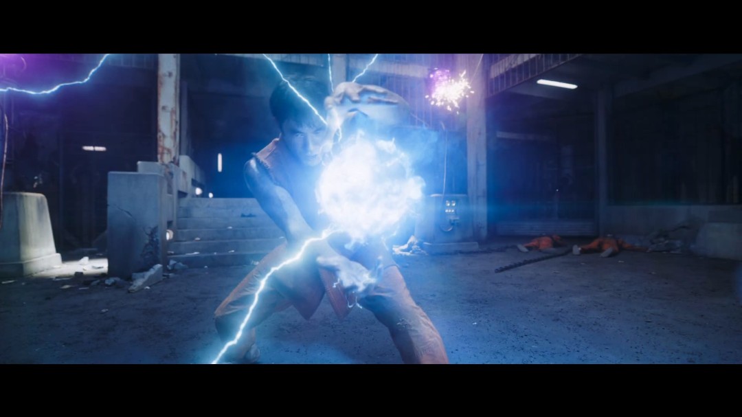 街头霸王真人电影片段曝光，杰森莫玛对打隆，10月上映