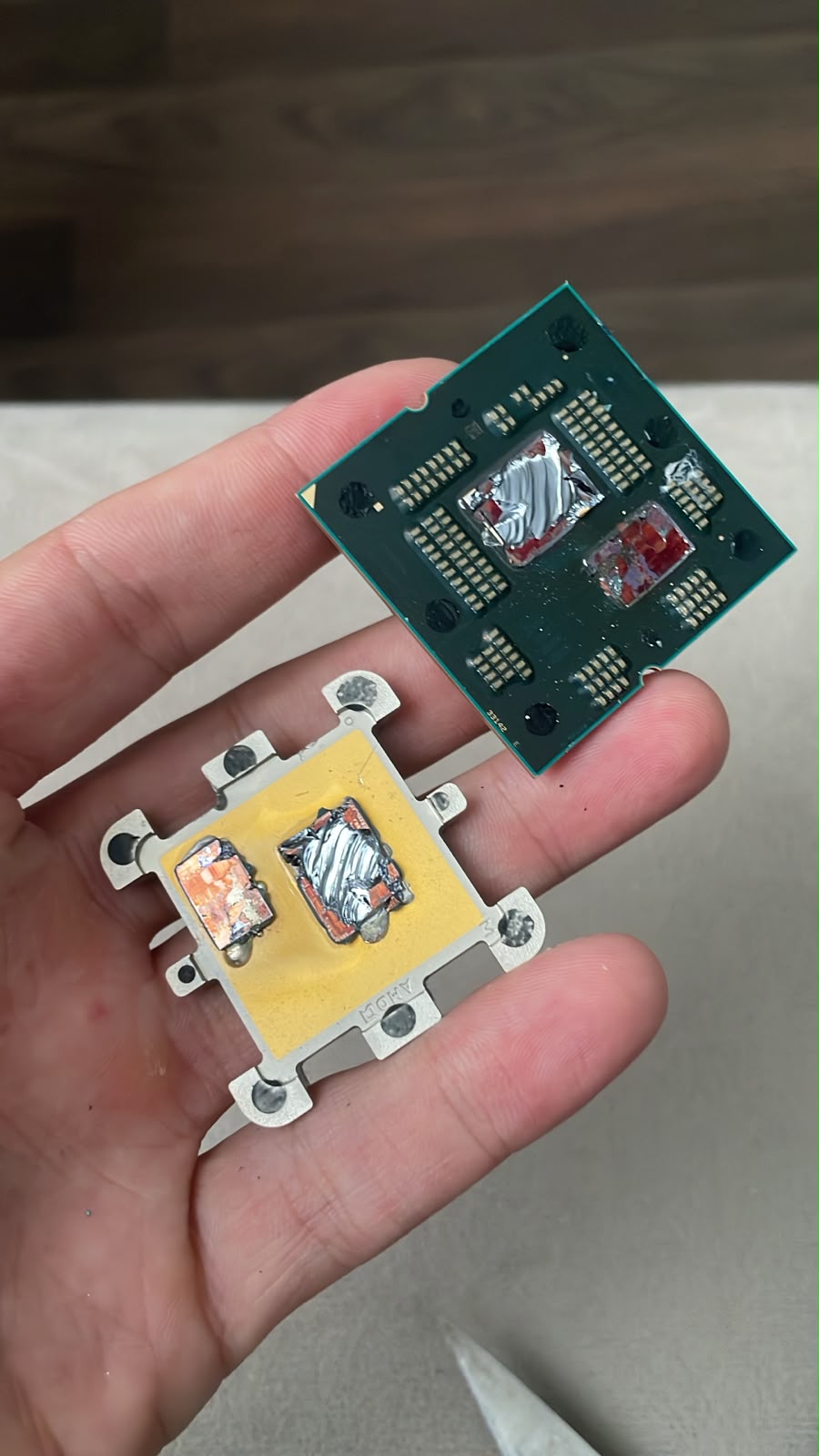 锐龙7800X3D用3个月就烧毁 默认设置也出事 赶紧检查